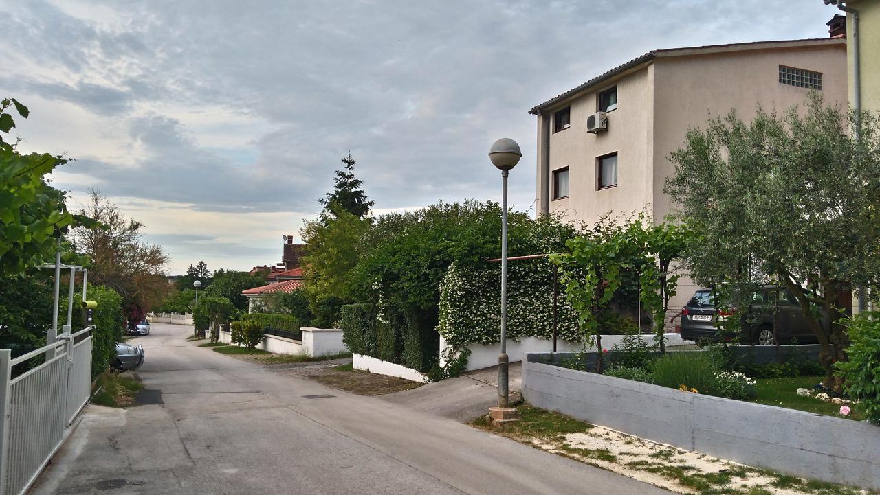 Apartment Drenovica Пула Екстериор снимка
